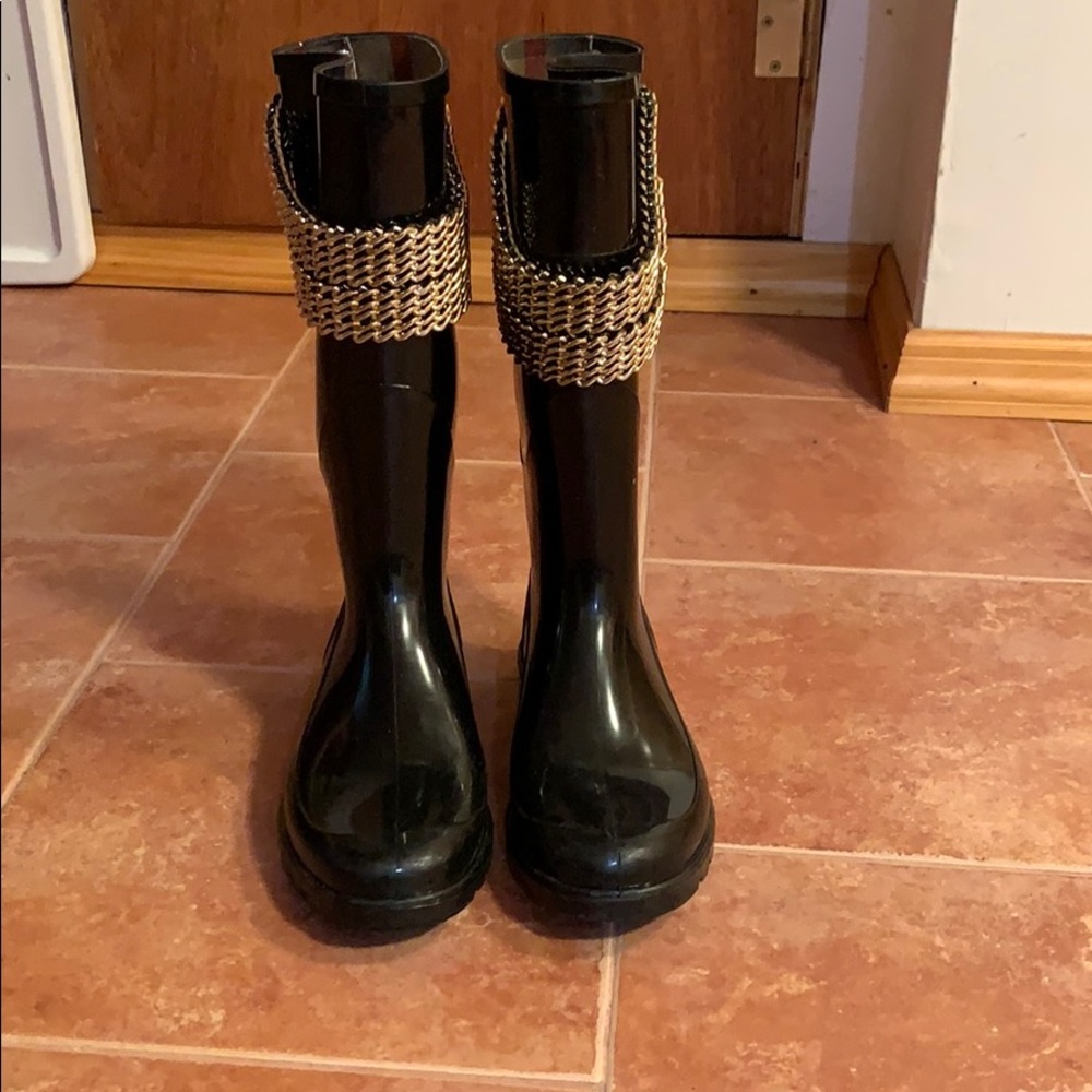 Burberry rain boots